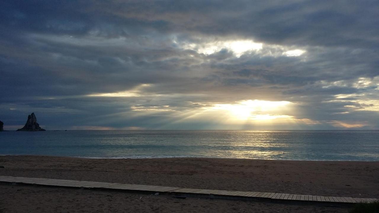 Nereides Apartments Agios Gordios  Buitenkant foto