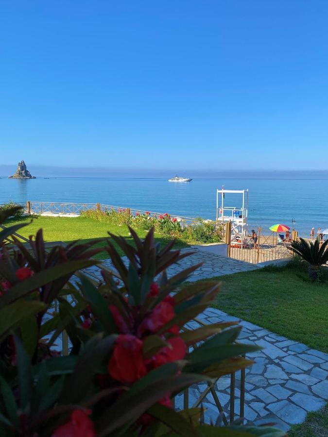 Nereides Apartments Agios Gordios  Buitenkant foto