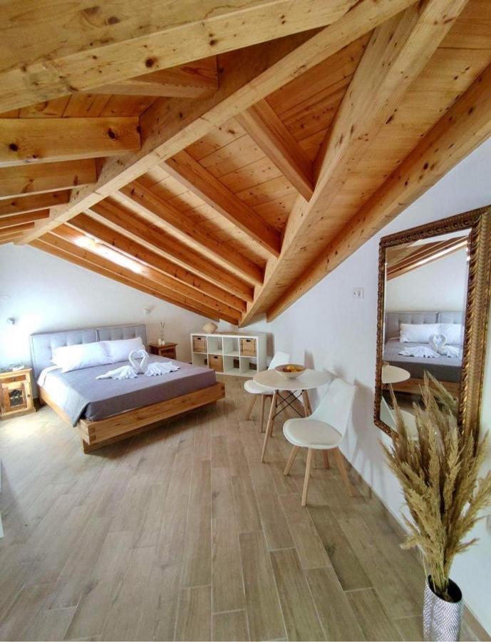Nereides Apartments Agios Gordios  Buitenkant foto