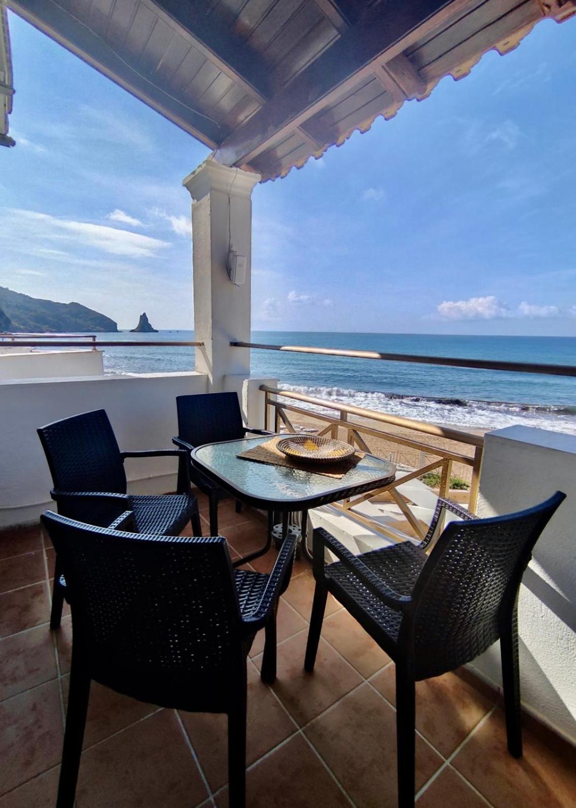 Nereides Apartments Agios Gordios  Buitenkant foto